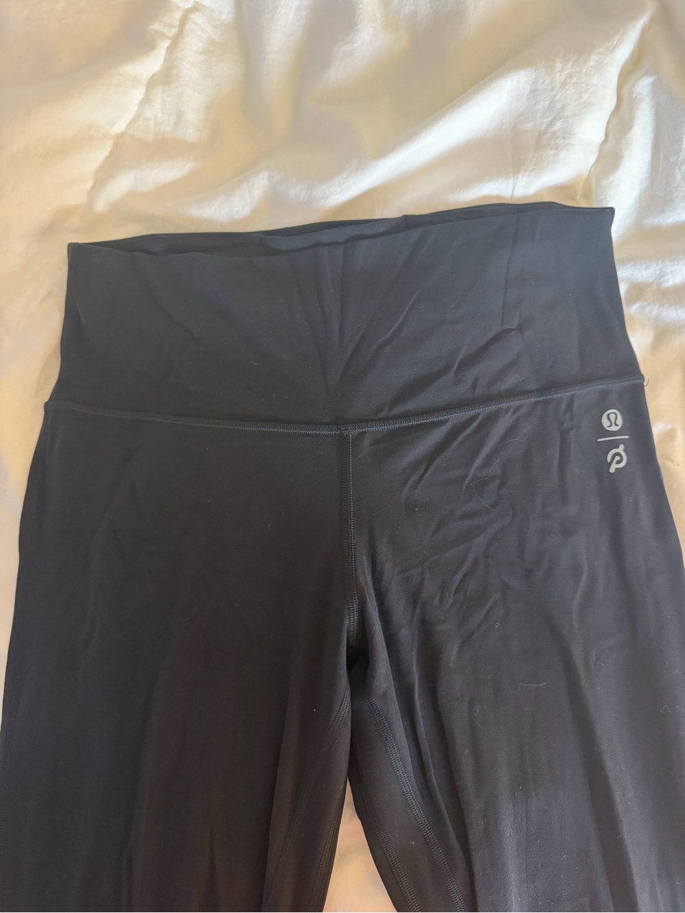 SHORT Lululemon Peloton Black Flared Leggings - Picture 2 of 6